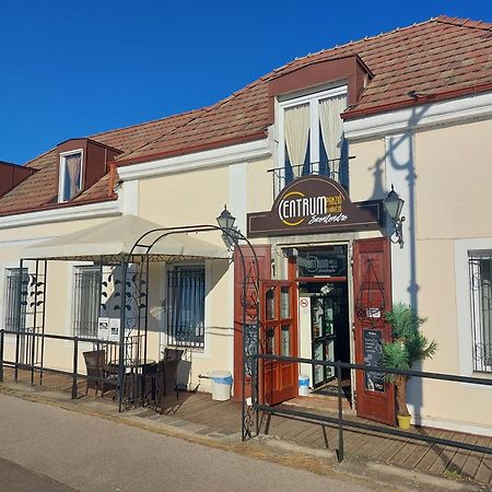 Hotel Centrum Panzio Szentendre Exterior foto