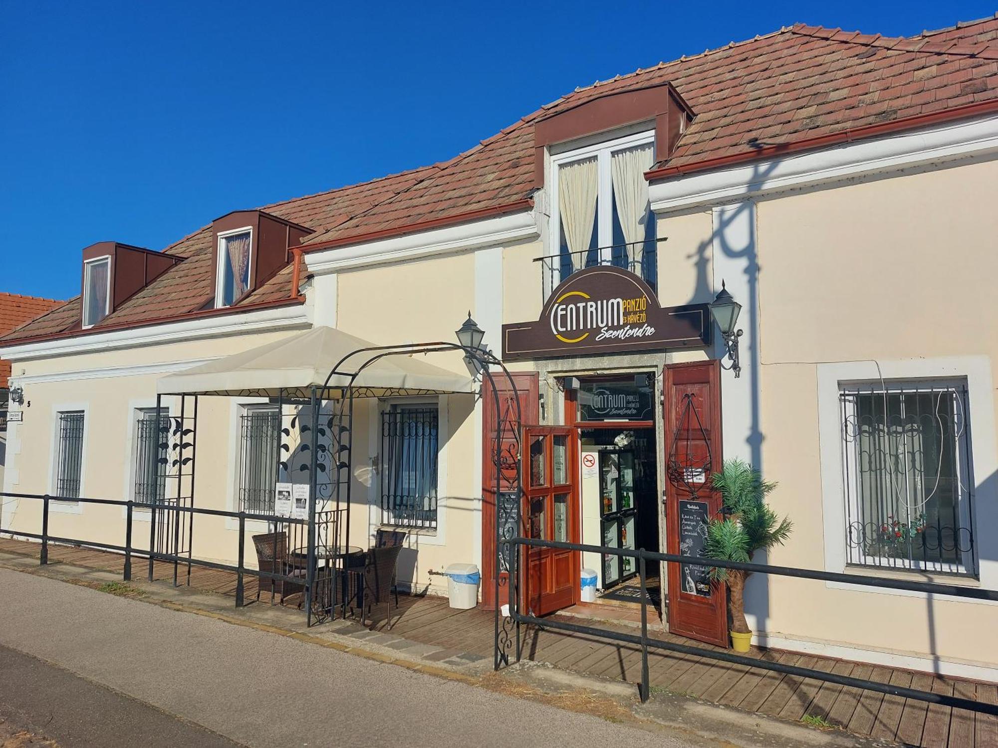 Hotel Centrum Panzio Szentendre Exterior foto